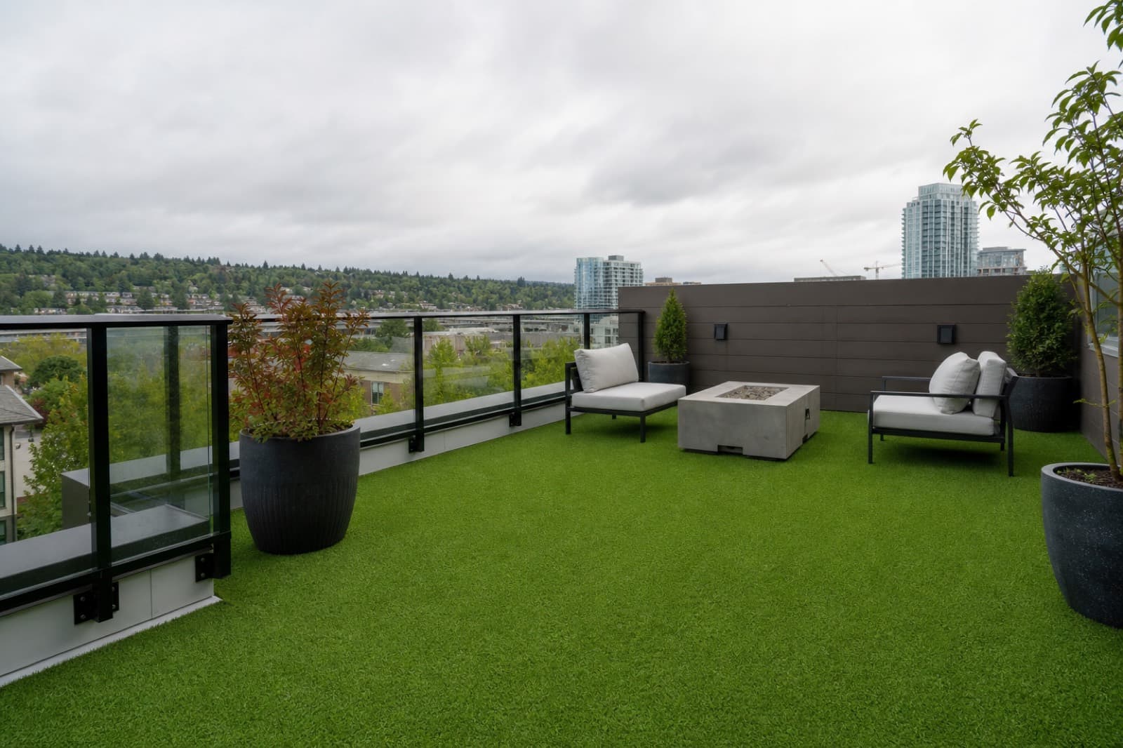 Rooftop and patio artificial turf installation in Abbotsford, BC